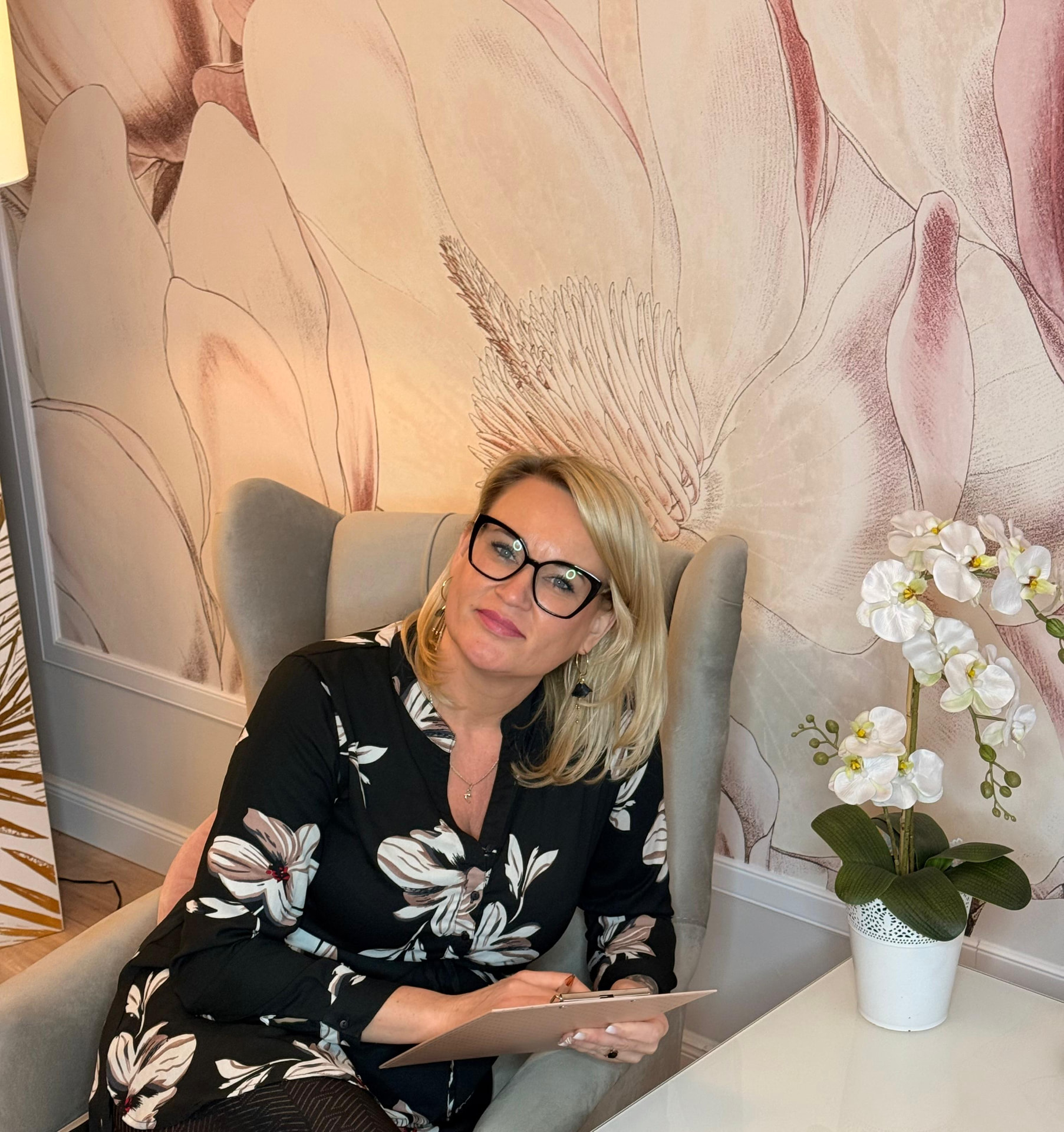 Kamilla Sokołowski w swoim salonie kosmetycznym